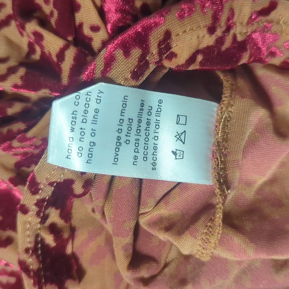 NWT Naked Wardrobe Red Houndstooth Crop Top - Picture 8 of 10